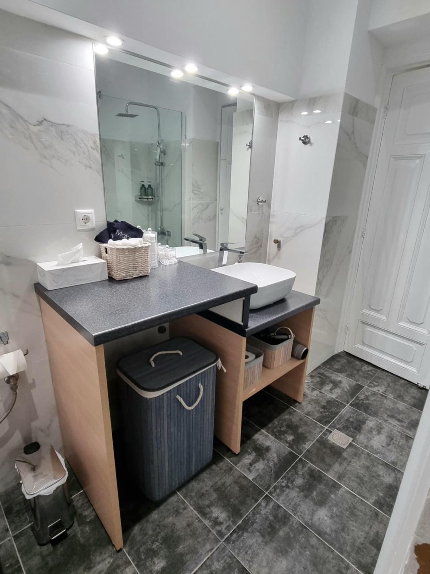 Plaka Sofi Suite Атина Екстериор снимка
