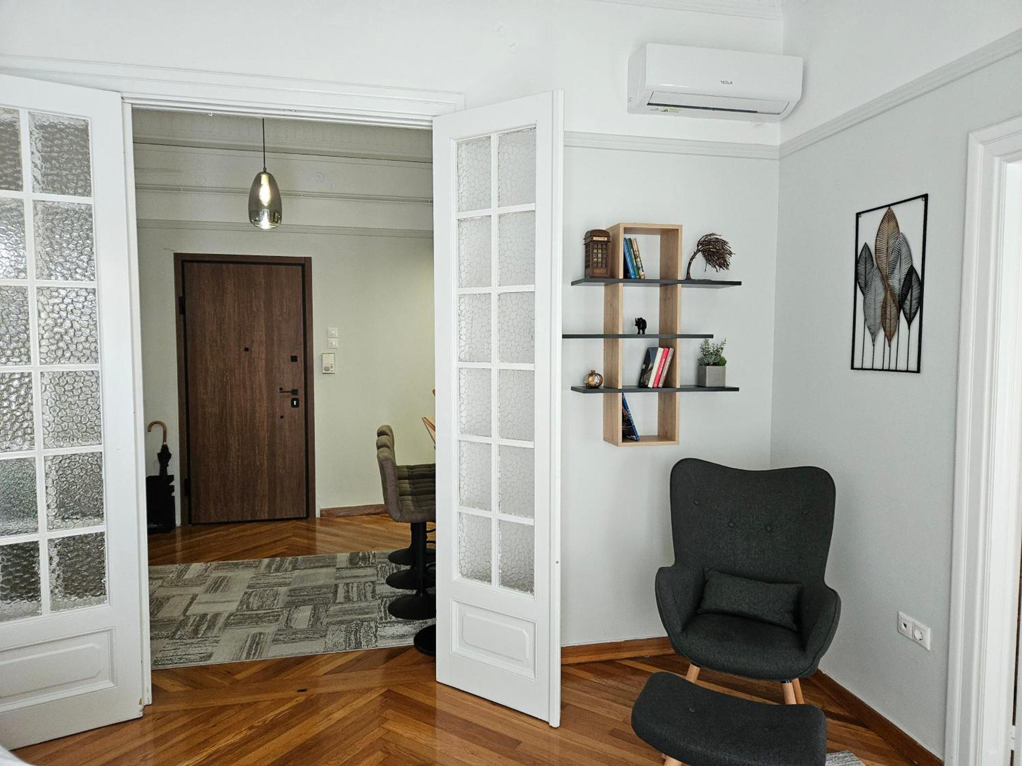Plaka Sofi Suite Атина Екстериор снимка